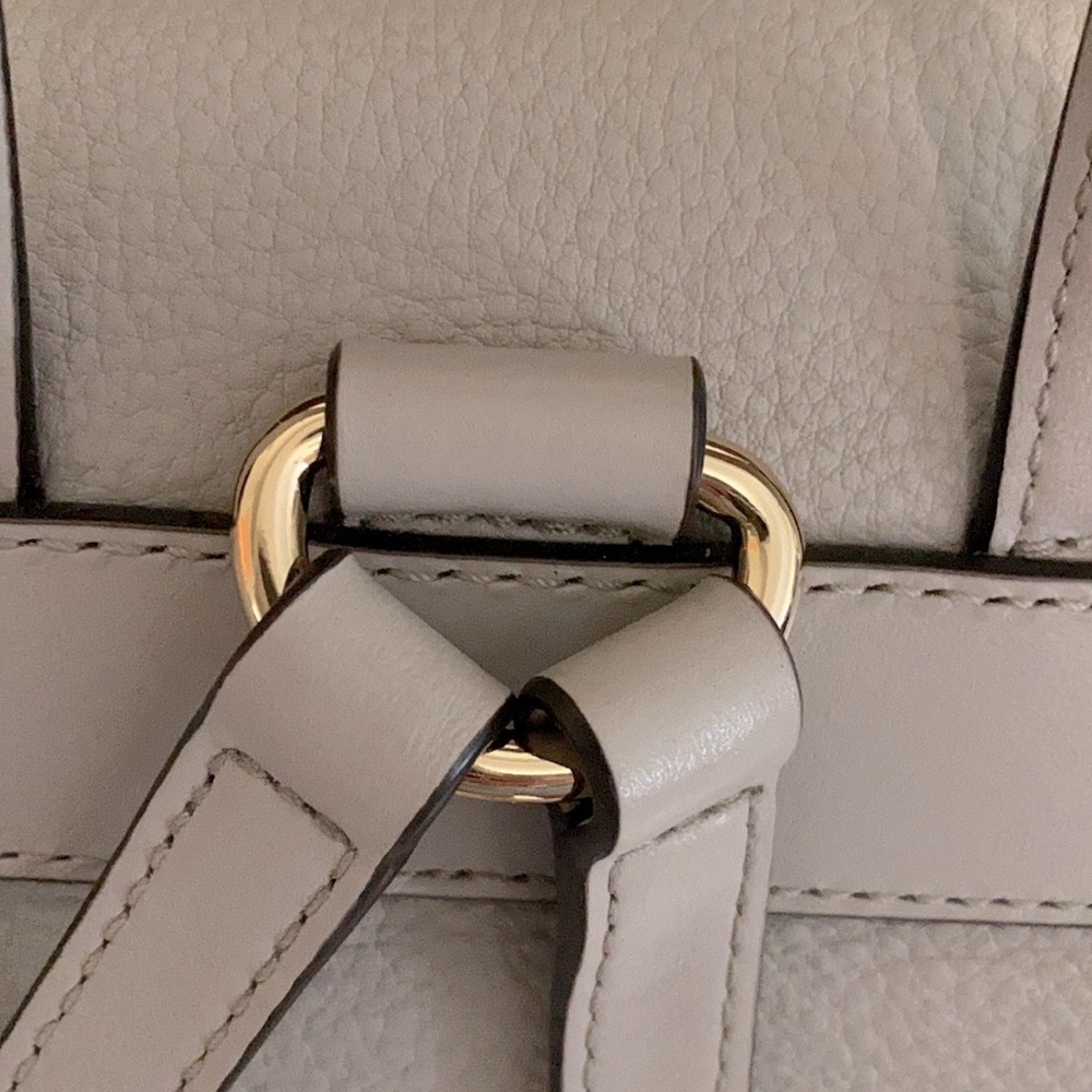 🔥VERY EUC- Authentic Michael Kors Raven Medium Backpack with dust bag🔥 - Picture 11 of 17